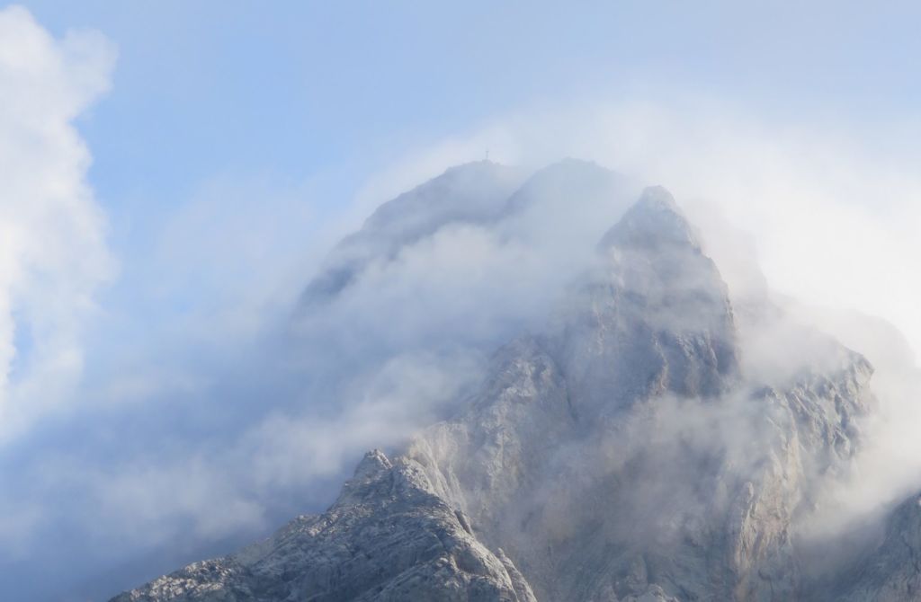 Pointe Perçée 2752m-Massif des Aravis