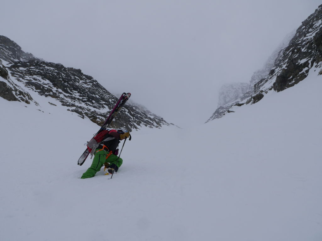 Voyage et couloirs au coeur des Alpes de Lyngen en Norvége